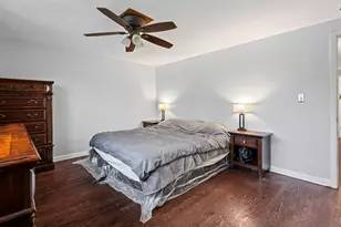 1N742 Forest Ave, Glen Ellyn, IL 60137 - Photo 14