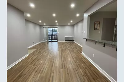 803 Garden Circle #7, Streamwood, IL 60107 - Photo 6