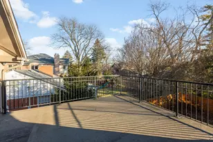 2611 Laurel Ln, Wilmette, IL 60091 - Photo 22