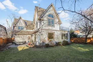 2611 Laurel Ln, Wilmette, IL 60091 - Photo 42