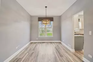 220 S Glenbrook Trail, McHenry, IL 60050 - Photo 8