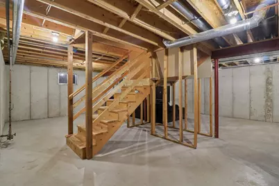 220 S Glenbrook Trail, McHenry, IL 60050 - Photo 32