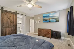 220 S Glenbrook Trail, McHenry, IL 60050 - Photo 28