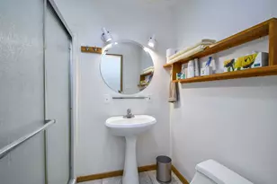 22W417 Tamarack Dr, Glen Ellyn, IL 60137 - Photo 18