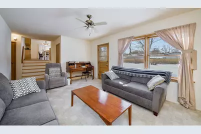 22W417 Tamarack Drive, Glen Ellyn, IL 60137 - Photo 12