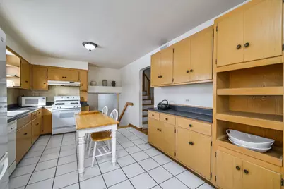 22W417 Tamarack Drive, Glen Ellyn, IL 60137 - Photo 10