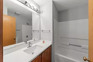 21519 Cormorant St, Crest Hill, IL 60435 - Photo 20