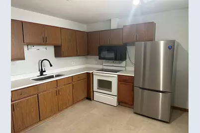 440 E Jefferson Avenue #4, Hampshire, IL 60140 - Photo 2