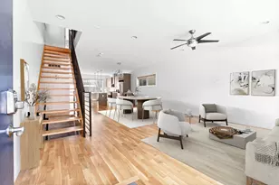 1613 S Ruble St, Chicago, IL 60616 - Photo 2