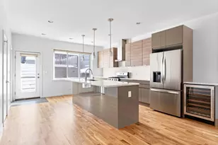 1613 S Ruble St, Chicago, IL 60616 - Photo 8