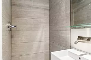 1613 S Ruble St, Chicago, IL 60616 - Photo 26