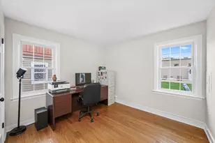 1811 N 72nd Ct, Elmwood Park, IL 60707 - Photo 12