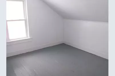 319 N Chestnut Street, Princeton, IL 61356 - Photo 8