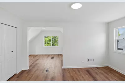 2705 N 73rd Avenue, Elmwood Park, IL 60707 - Photo 18