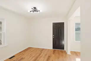 2705 N 73rd Ave, Elmwood Park, IL 60707 - Photo 14