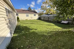 510 Tyler Dr, Carpentersville, IL 60110 - Photo 30