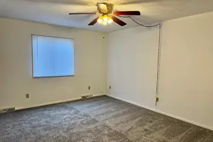 106 College Park Ct, Normal, IL 61761 - Photo 4