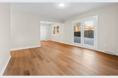 1 N Sycamore Lane, North Aurora, IL 60542 - Photo 14