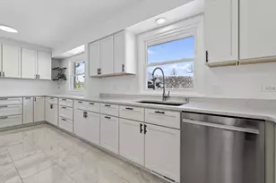 6 W Cypress St, Arlington Heights, IL 60005 - Photo 12