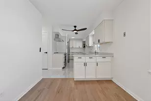 6 W Cypress St, Arlington Heights, IL 60005 - Photo 10