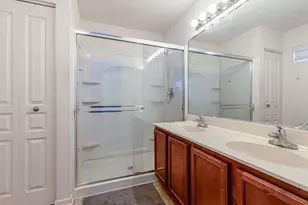 13362 Piccaddilly Ct, Beach Park, IL 60083 - Photo 18