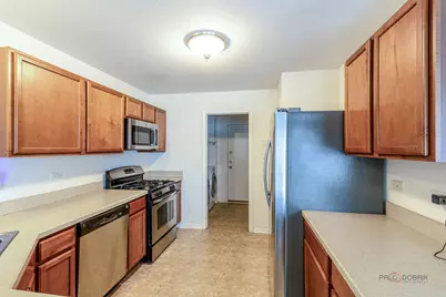 13362 Piccaddilly Court, Beach Park, IL 60083 - Photo 10