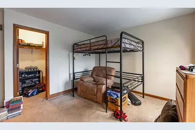 38W725 Cloverfield Drive, Saint Charles, IL 60175 - Photo 18