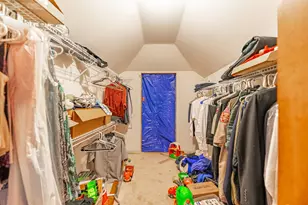 38W725 Cloverfield Dr, Saint Charles, IL 60175 - Photo 16