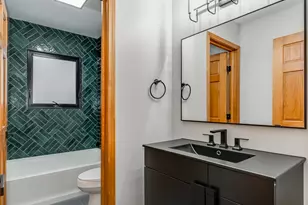 3219 N Richmond St, Chicago, IL 60618 - Photo 18