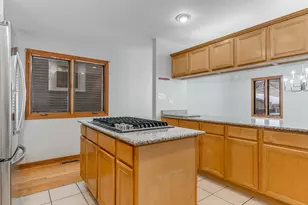 3219 N Richmond St, Chicago, IL 60618 - Photo 8