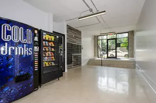 7645 N Sheridan Rd, Chicago, IL 60626 - Photo 14