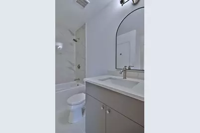 424 Muirwood Court, Vernon Hills, IL 60061 - Photo 32