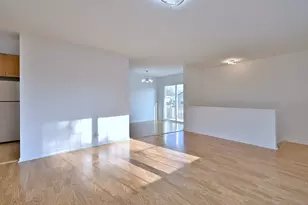 424 Muirwood Ct, Vernon Hills, IL 60061 - Photo 12