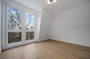 1124 W Addison St, Chicago, IL 60613 - Photo 18