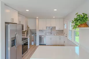 4218 Main St, Skokie, IL 60076 - Photo 8