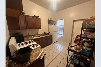 217 N Kostner Avenue, Chicago, IL 60624 - Photo 2