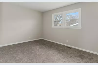 322 Rockhurst Road, Bolingbrook, IL 60440 - Photo 16