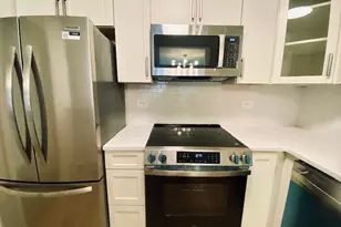 1850 N Clark St, Chicago, IL 60614 - Photo 4