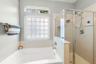 16174 Seneca Lake Cir, Crest Hill, IL 60403 - Photo 16