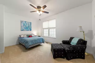 16174 Seneca Lake Cir, Crest Hill, IL 60403 - Photo 18