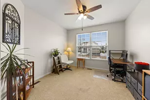 16174 Seneca Lake Cir, Crest Hill, IL 60403 - Photo 22