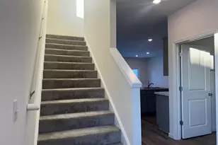 5922 Hawkweed Dr, Naperville, IL 60564 - Photo 2