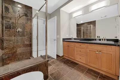 1424 W Grand Avenue #2, Chicago, IL 60642 - Photo 14