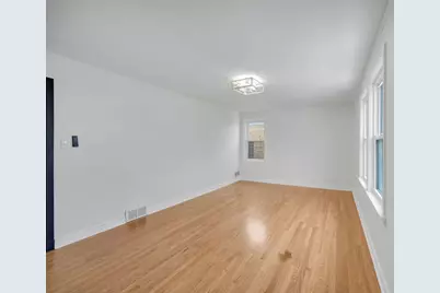 10606 S Vernon Avenue, Chicago, IL 60628 - Photo 8