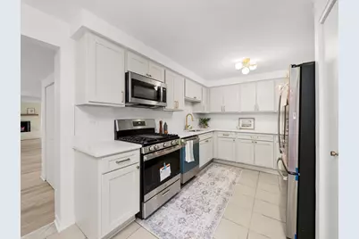 1403 Hampton Lane, Schaumburg, IL 60193 - Photo 8
