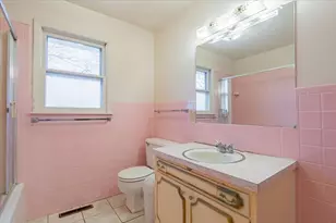 304 N Main St, Mclean, IL 61754 - Photo 18