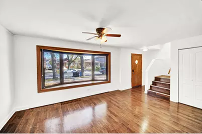 10322 S Central Park Avenue, Chicago, IL 60655 - Photo 4