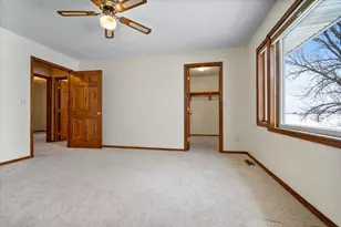 582 Fairway Dr, El Paso, IL 61738 - Photo 16