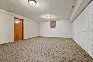 582 Fairway Dr, El Paso, IL 61738 - Photo 26