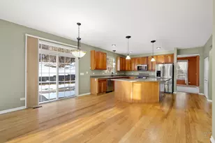 994 Reserve Ct, Fox Lake, IL 60020 - Photo 16